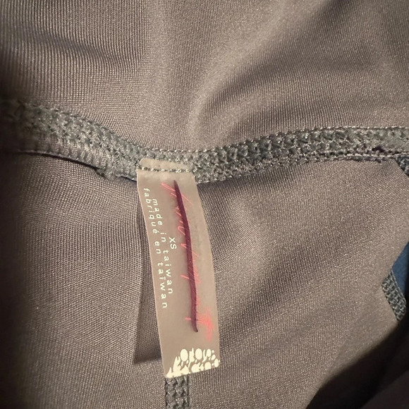 FP Movement Baja Biker Shorts NWOT XS - Picture 8 of 11